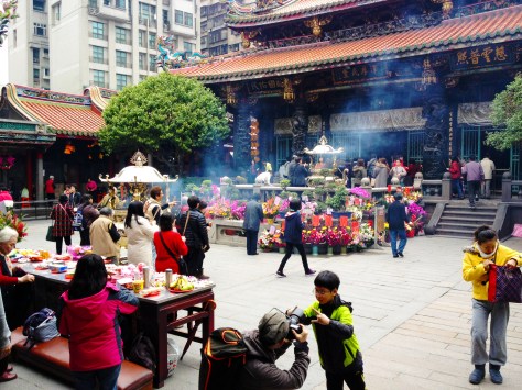 Busy start for the Longshan Temple