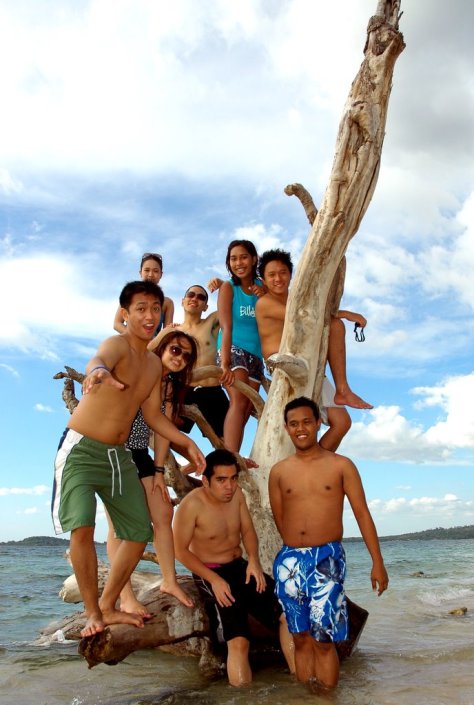 Literally hanging by a limb at Putipot Island, Philippines