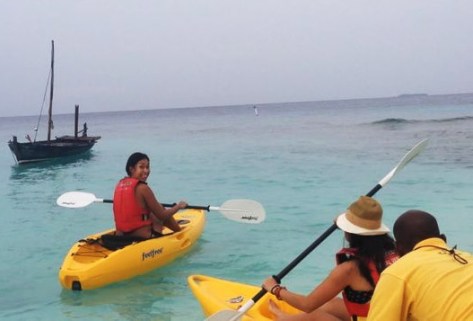 Kayaking 'round Bandos