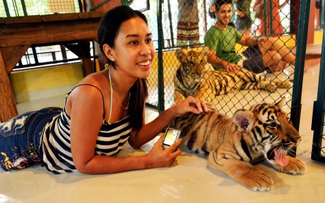 Aww, I think he likes me.