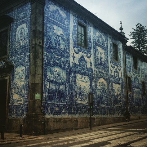 Waiting at the corner of Rua de Santa Catarina is a sight that takes your breath away.